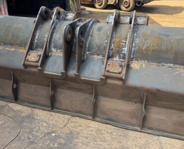 refurbishing of earthmoving equipment
